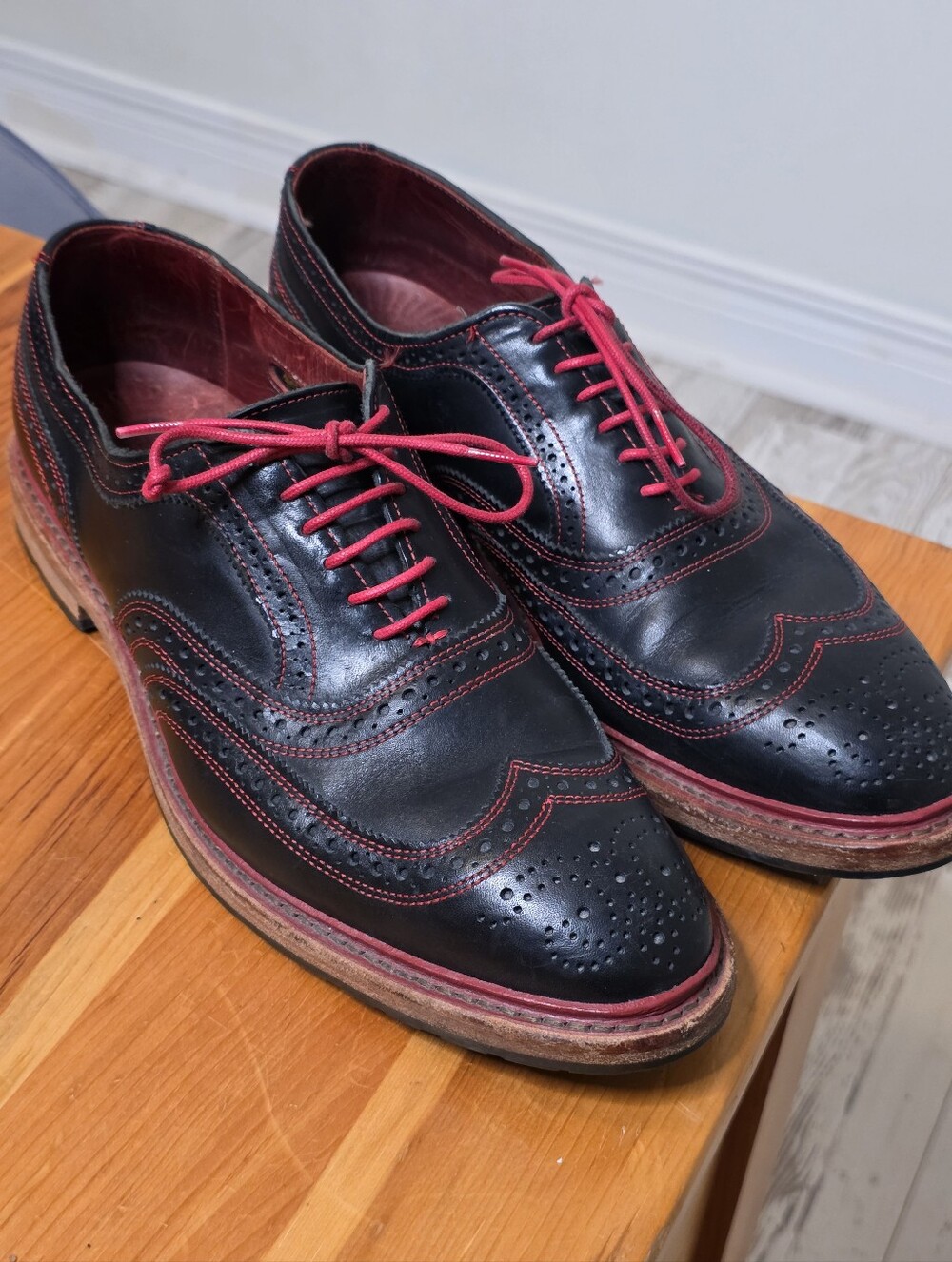 Allen Edmonds Ridgeway Black Leather Wingtip Oxfords Red Accents Mens Size 11